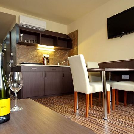 Corvin Apartman غيولا المظهر الخارجي الصورة