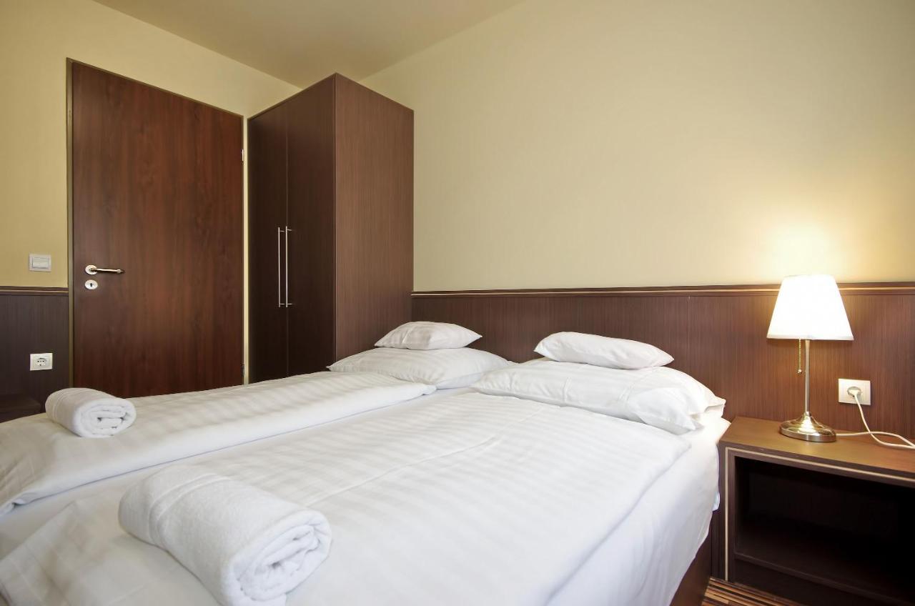 Corvin Apartman غيولا المظهر الخارجي الصورة