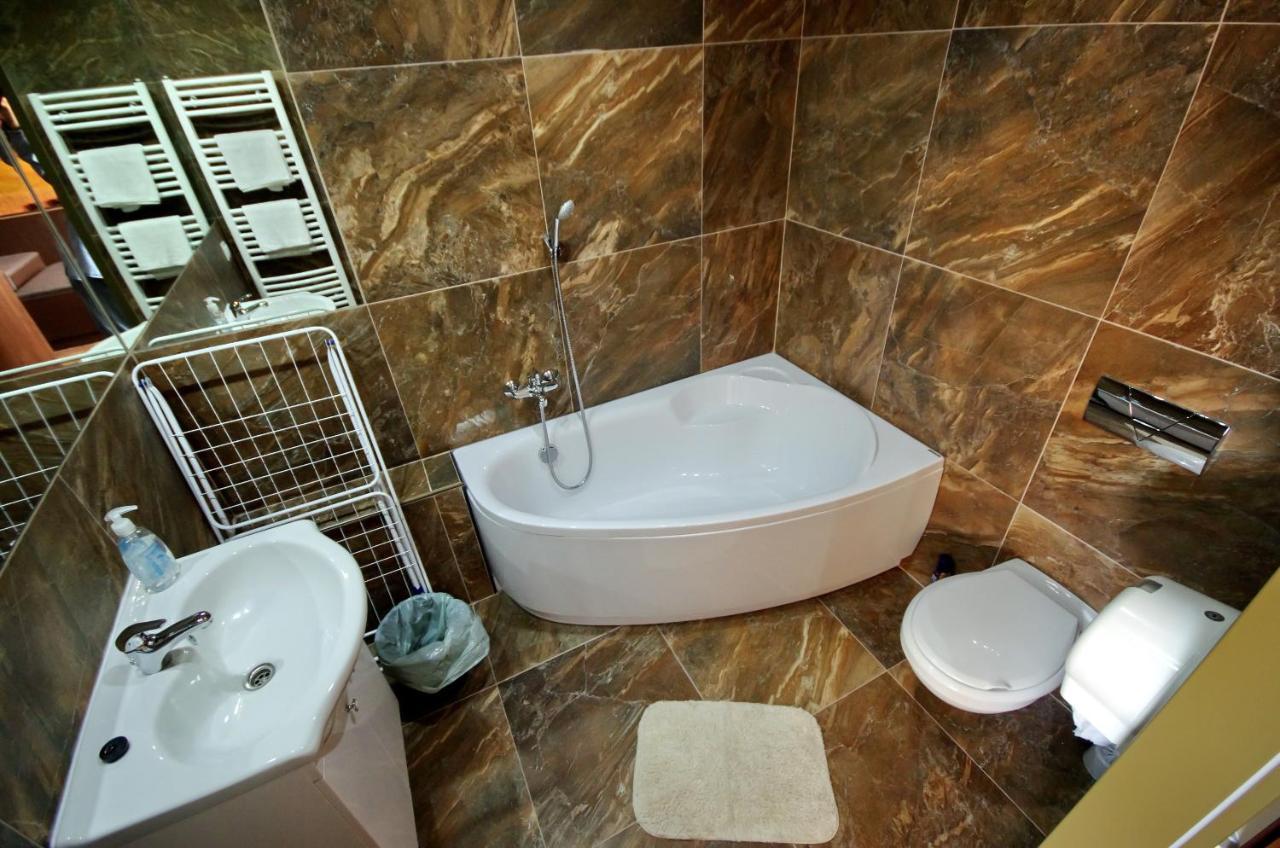 Corvin Apartman غيولا المظهر الخارجي الصورة