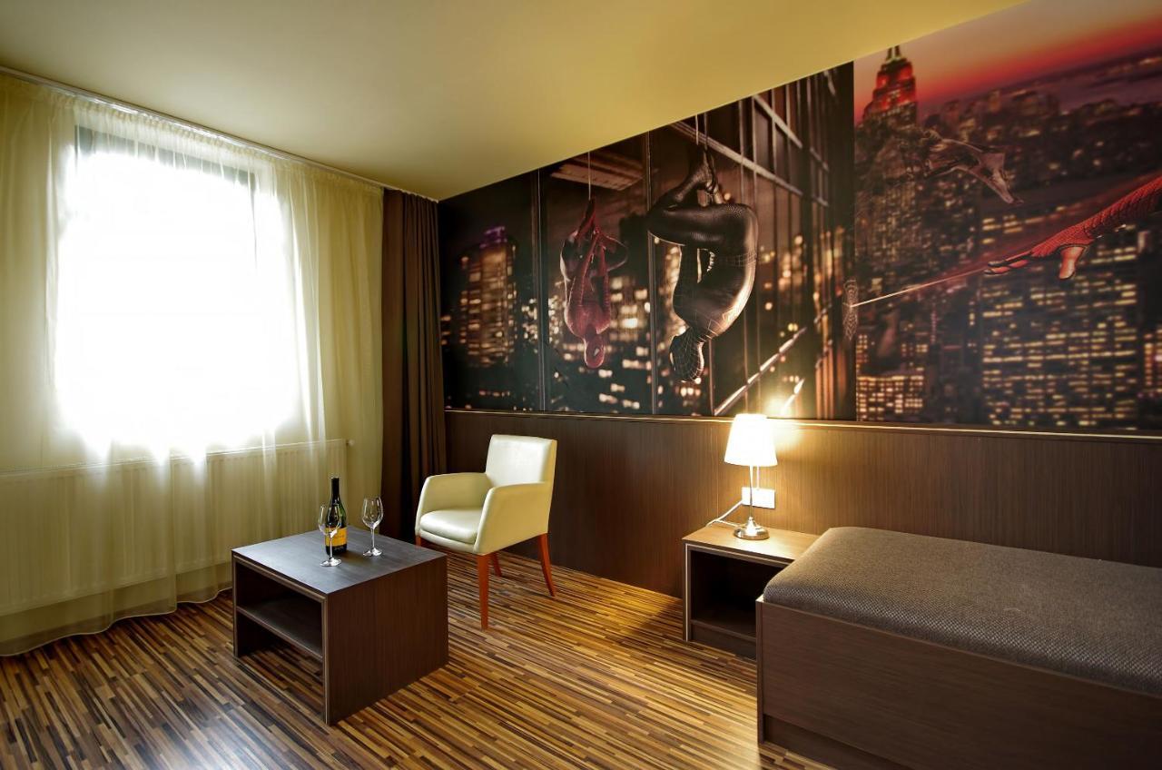 Corvin Apartman غيولا المظهر الخارجي الصورة